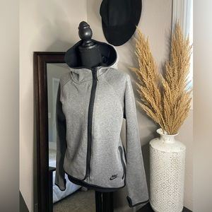 Nike women’s jacket